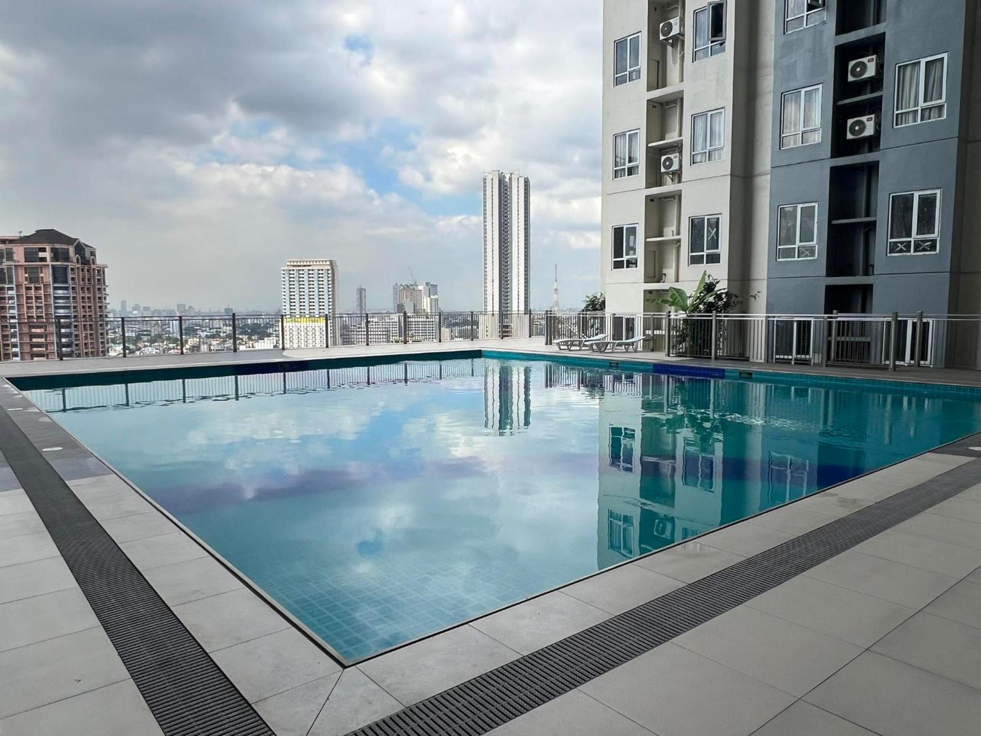 Chic City Nook At Victoria Sports Manila Exterior foto
